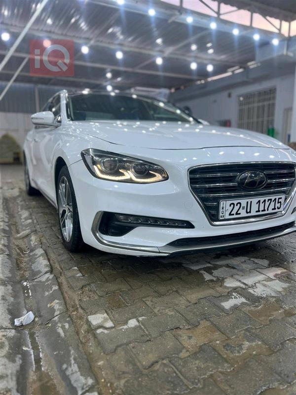 Hyundai Azera 2018 for sale in Iraq - Najaf